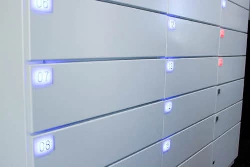 PC貸出ロッカー